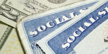 Trends in Social Security Claiming Ages